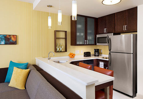 By Marriott Milwaukee West 3* Wauwatosa