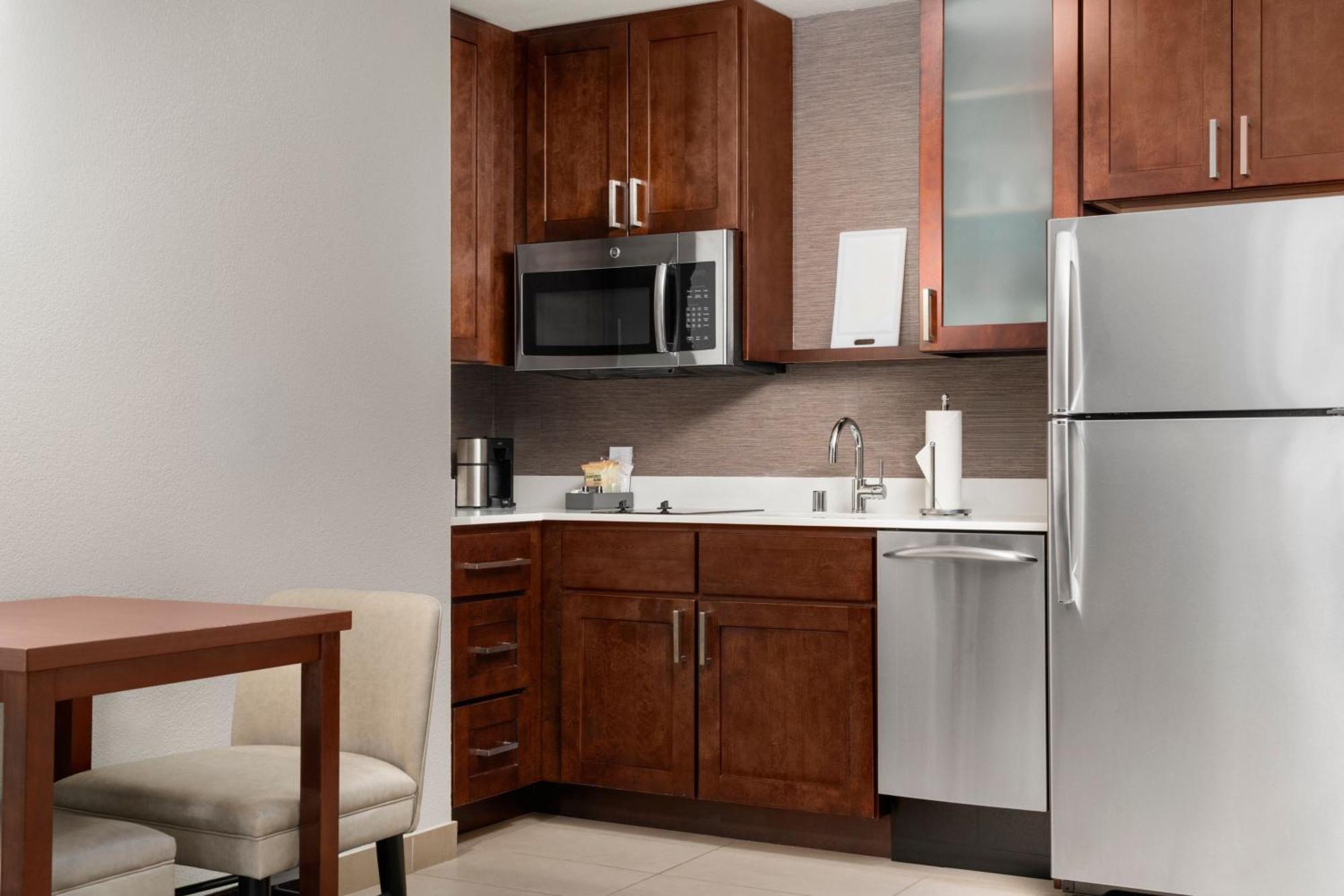 By Marriott Milwaukee West Wauwatosa